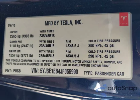 2018 Tesla Model 3 Long Range/Performance z USA, uszkodzony, nr VIN 5YJ3E1EB4JF055990